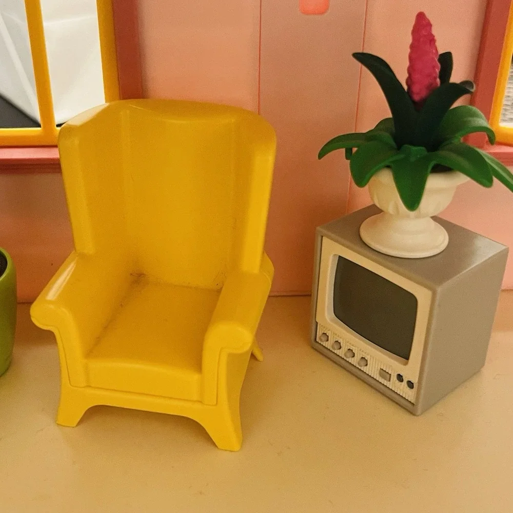 Playmobil deluxe dollhouse